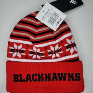 L Chicago Blackhawks adidas NHL Culture Head Logo Cuffed Knit Hat Beanie Red NWT